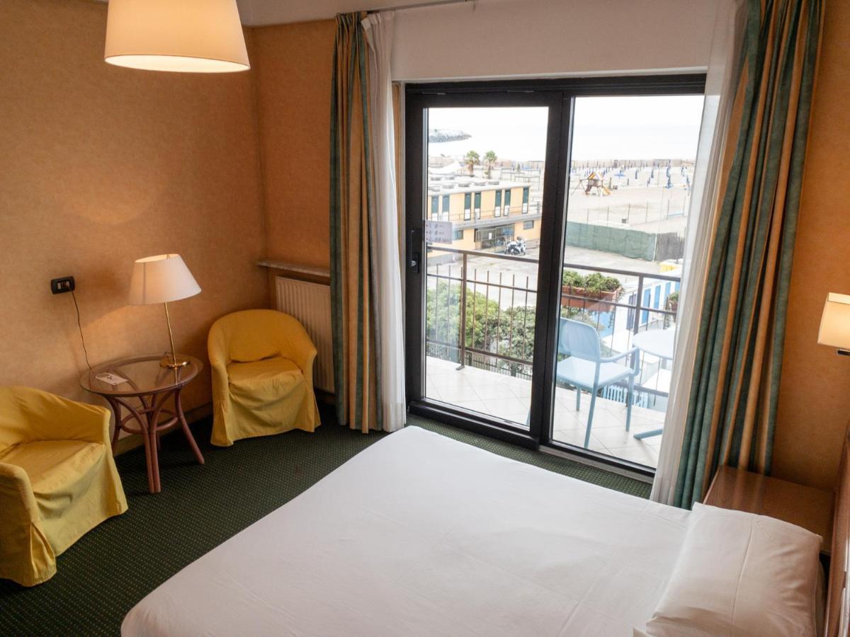 Hotel Santa Maria Chiavari Εξωτερικό φωτογραφία
