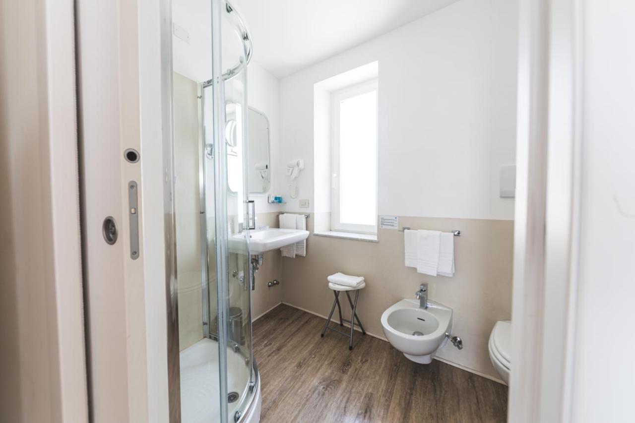 Hotel Santa Maria Chiavari Εξωτερικό φωτογραφία