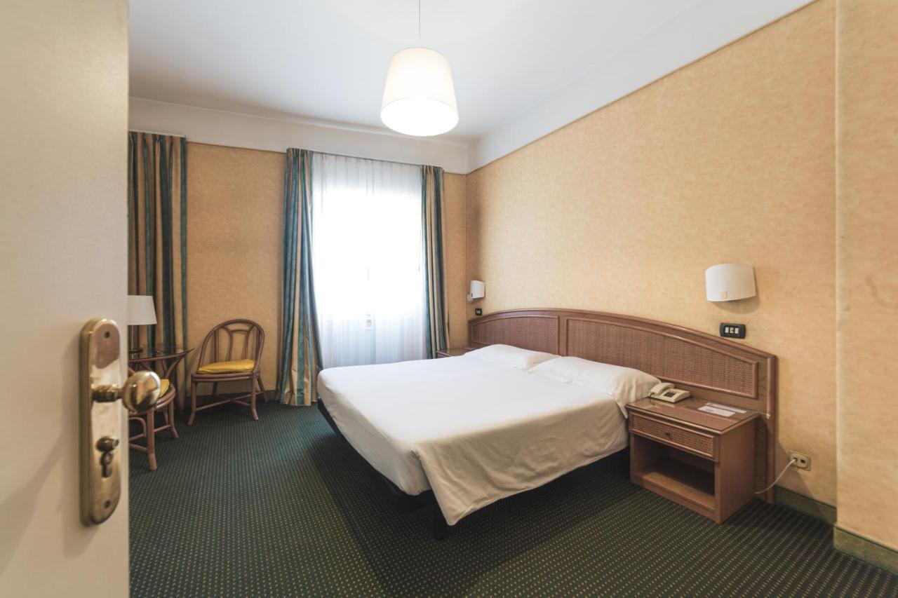 Hotel Santa Maria Chiavari Εξωτερικό φωτογραφία