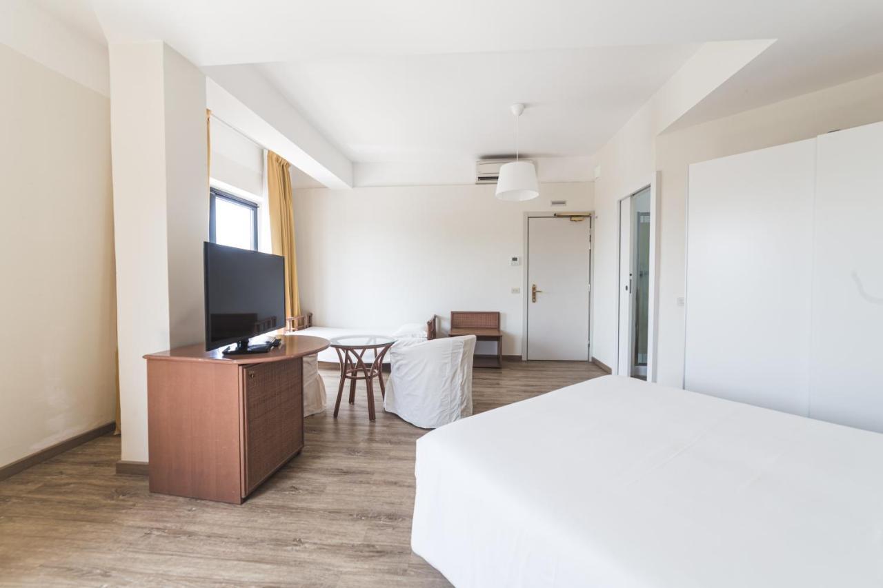 Hotel Santa Maria Chiavari Εξωτερικό φωτογραφία