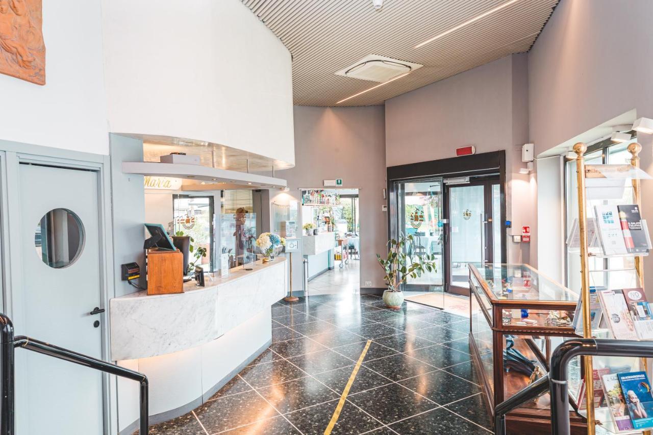 Hotel Santa Maria Chiavari Εξωτερικό φωτογραφία