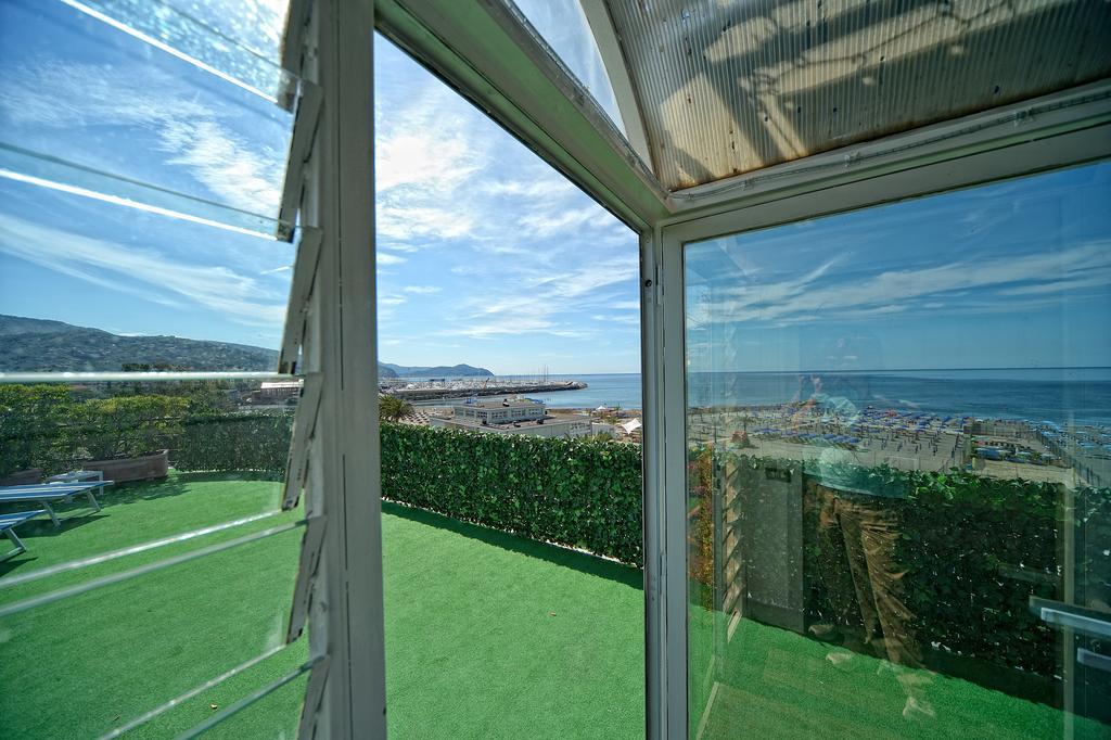 Hotel Santa Maria Chiavari Εξωτερικό φωτογραφία