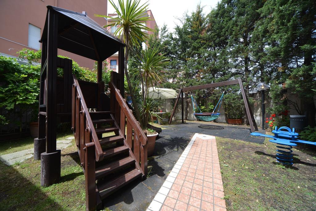 Hotel Santa Maria Chiavari Εξωτερικό φωτογραφία