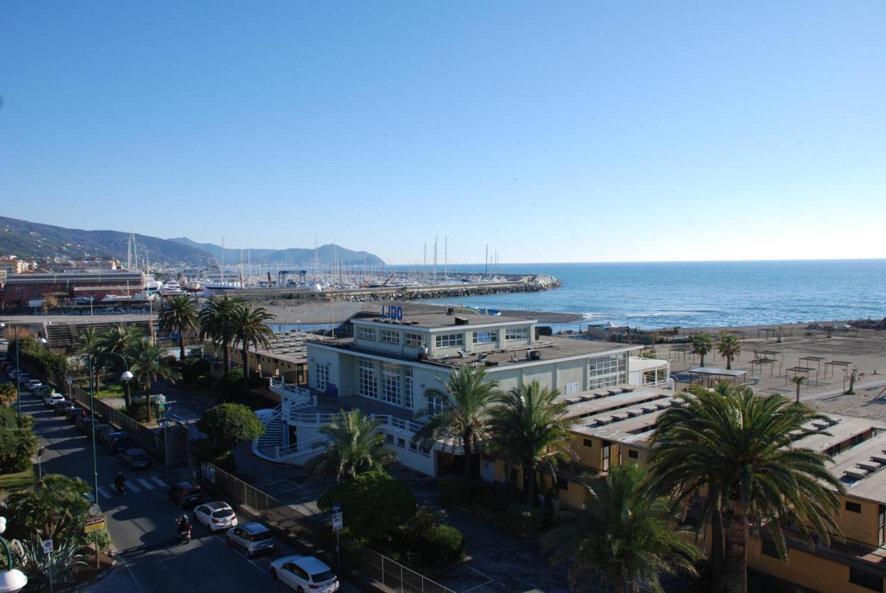 Hotel Santa Maria Chiavari Εξωτερικό φωτογραφία